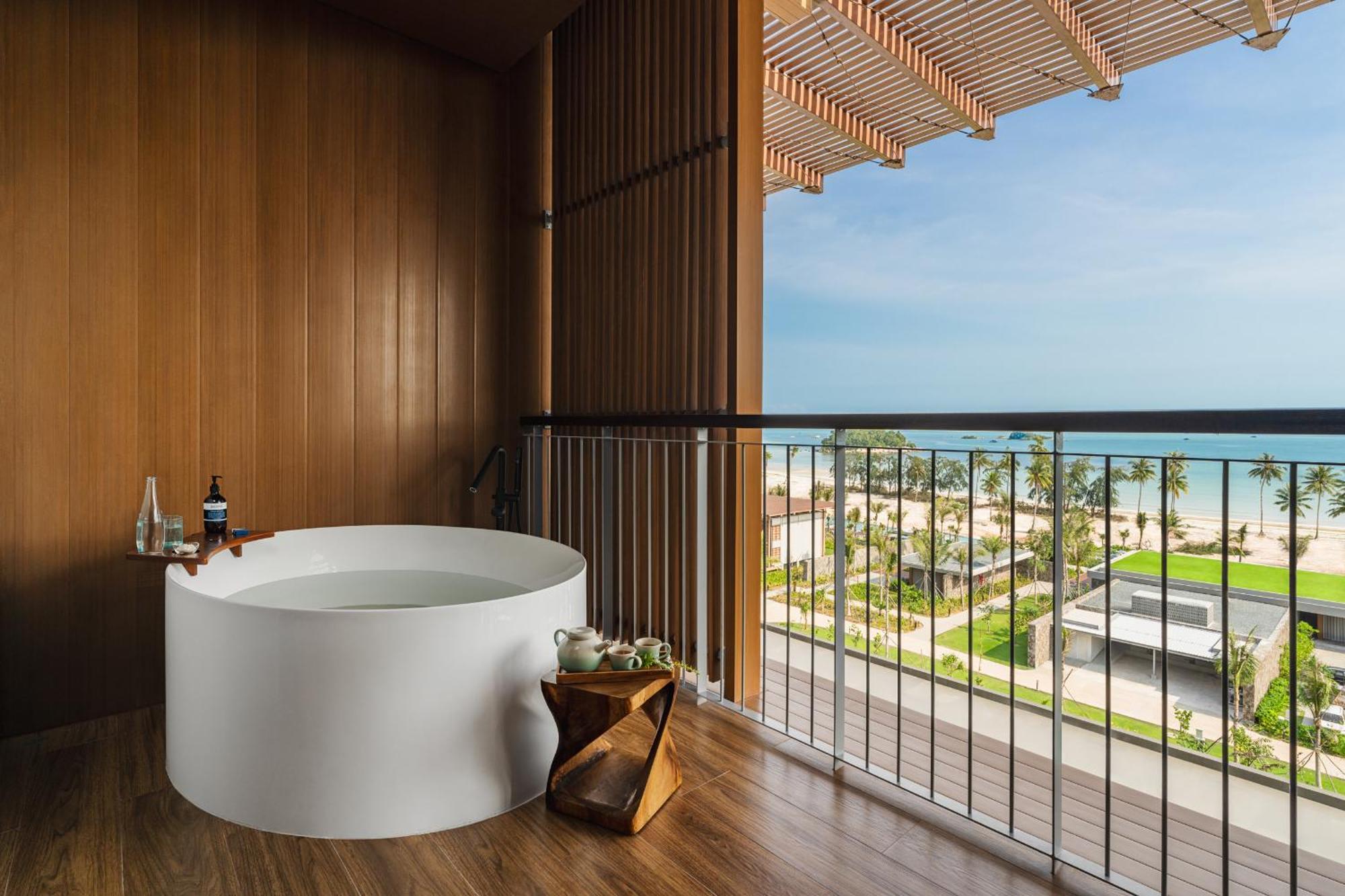 Hotel Indigo Bintan Lagoi Beach By Ihg Экстерьер фото
